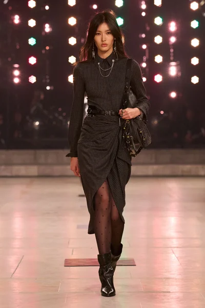 Look 11
